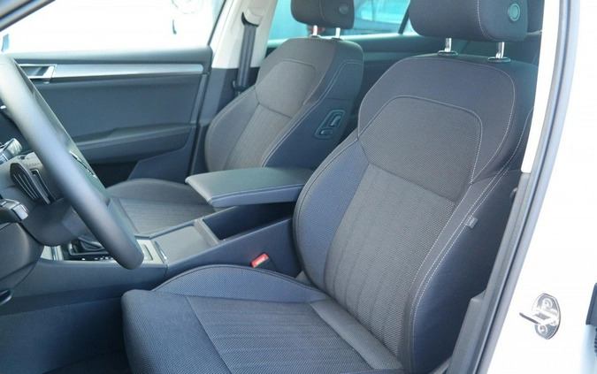Skoda Superb cena 169900 przebieg: 5, rok produkcji 2024 z Opalenica małe 436